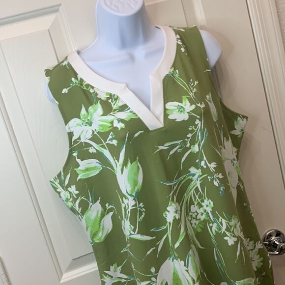 Isaacmizrahi Live Large V Neck Short Sleeve MIdi Green White Floral Summer Dress - Picture 3 of 11